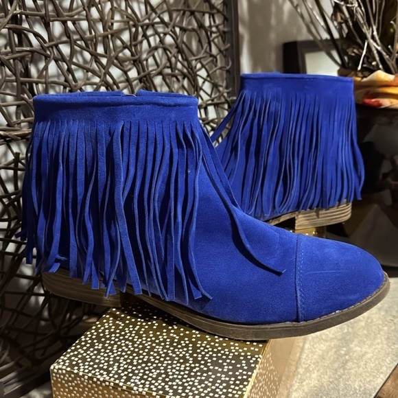 Kalli Collection Shoes - Kelli size 10 booties